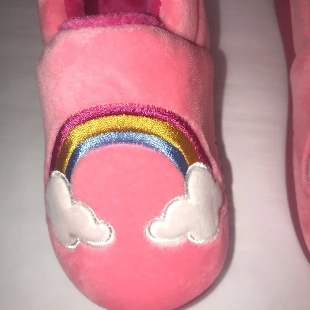 NWOT Girls Pink Slippers Euro Size 21/ US Size‎ 5.5
